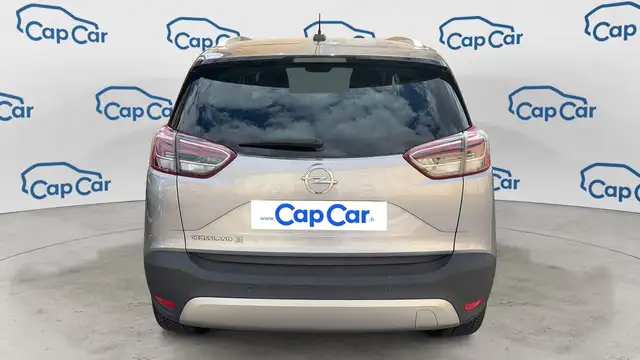 Opel Crossland X view 3