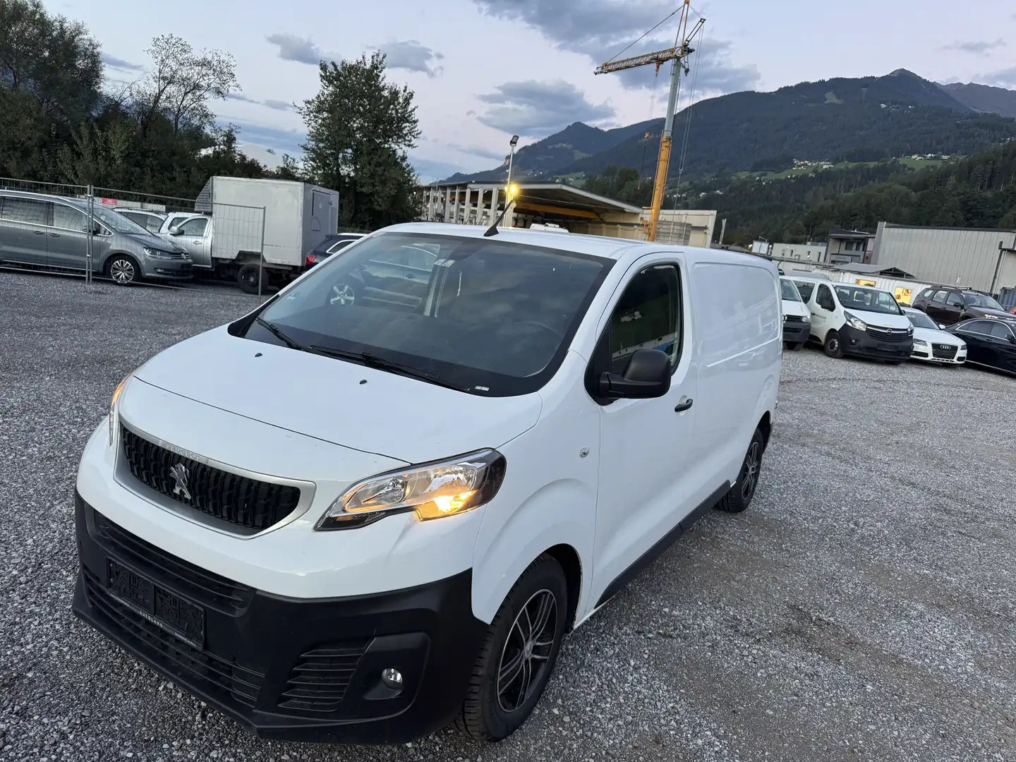 Peugeot Expert L3H1 Premium Avantage Edition - 2
