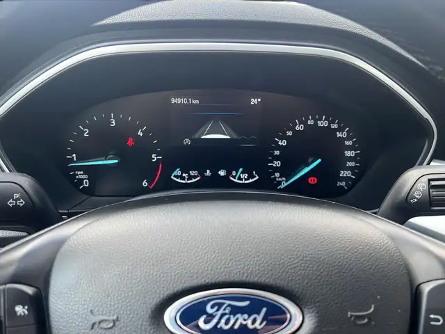 Ford Focus view 21