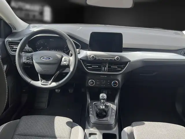 Ford Focus view 16