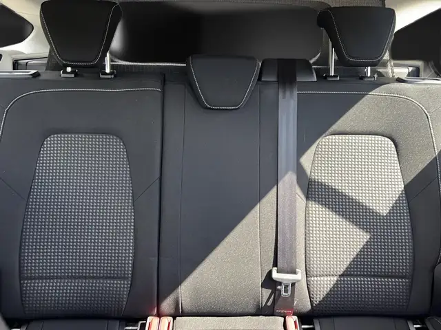 Ford Focus view 25