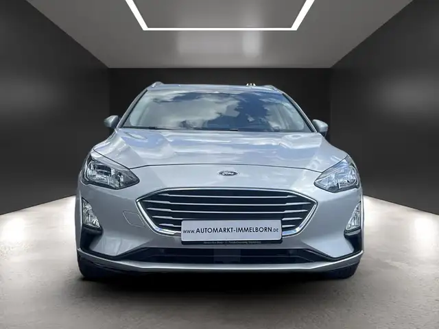 Ford Focus view 8