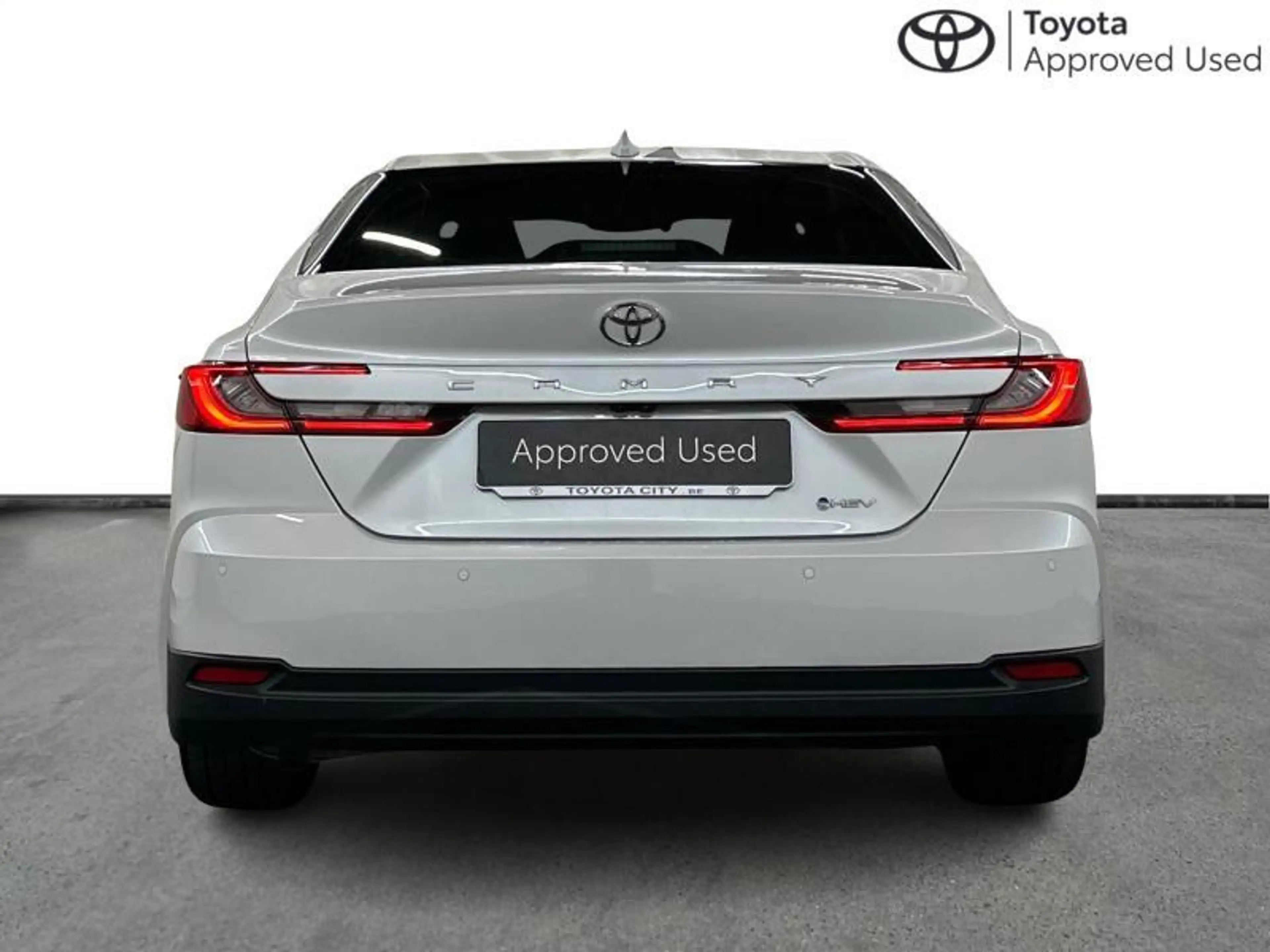 Toyota Camry 225hp HEV Prestige | JBL | 360° | head up — photo 4