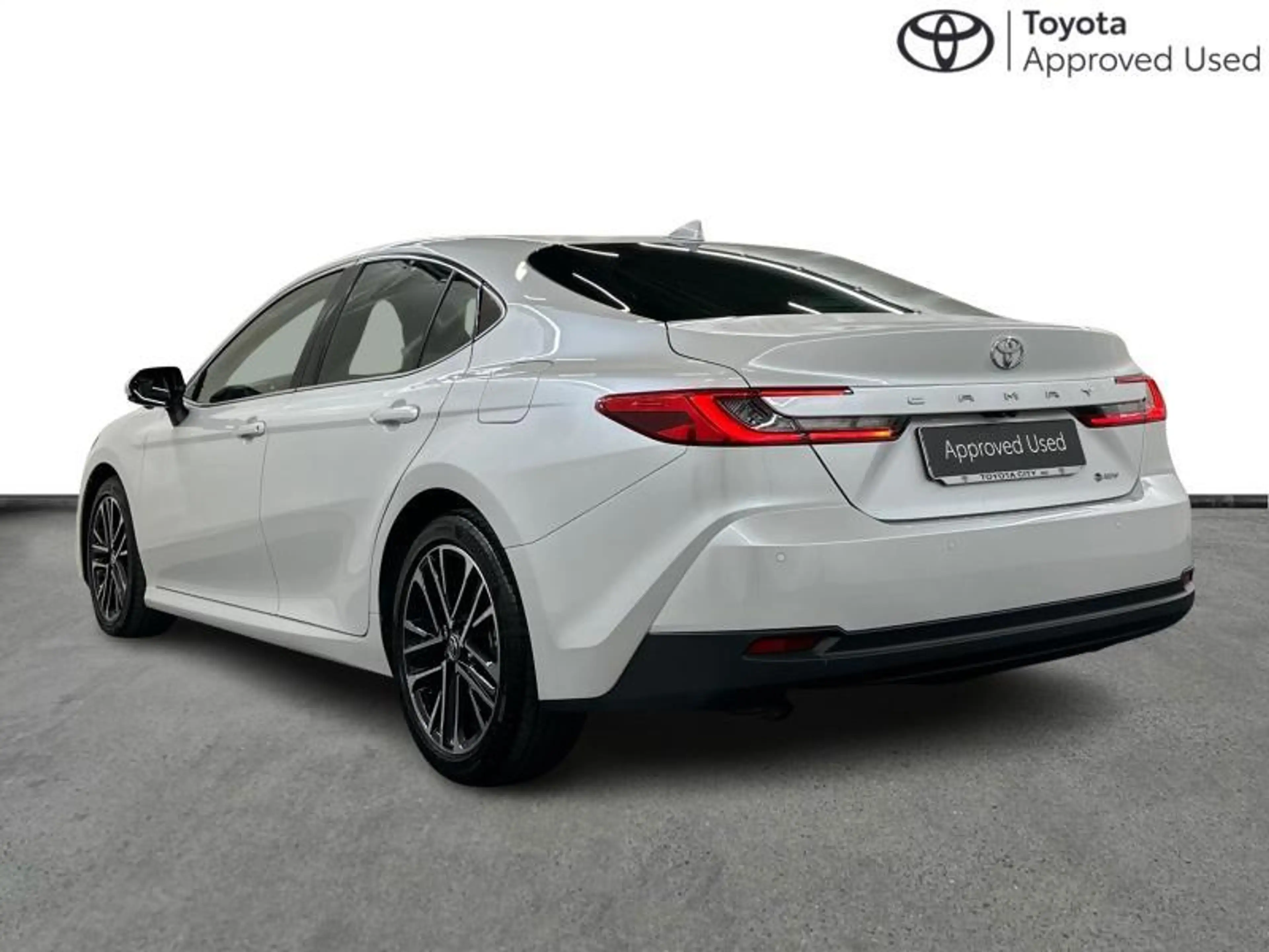 Toyota Camry 225hp HEV Prestige | JBL | 360° | head up — photo 2