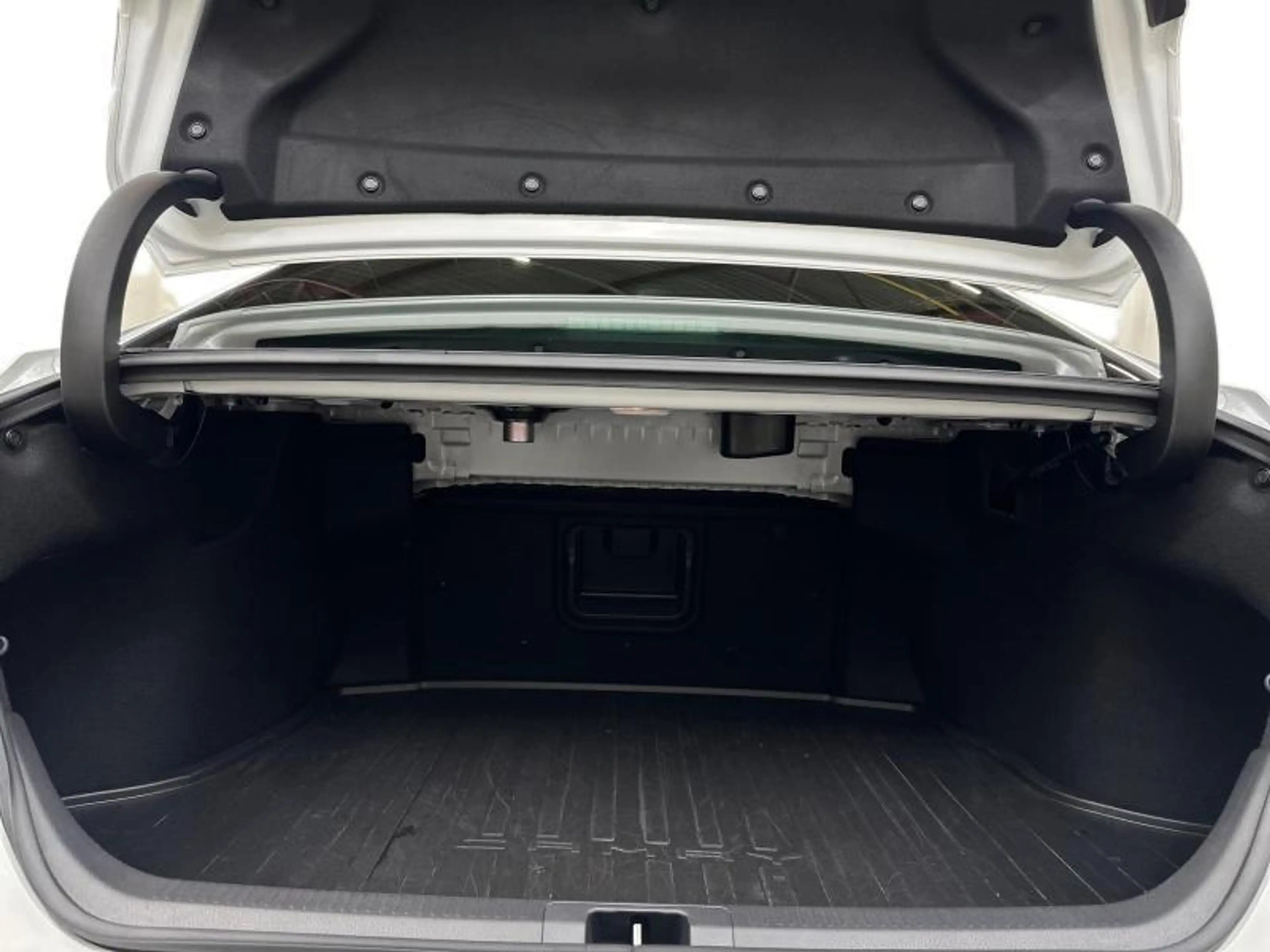 Toyota Camry 225hp HEV Prestige | JBL | 360° | head up — photo 9