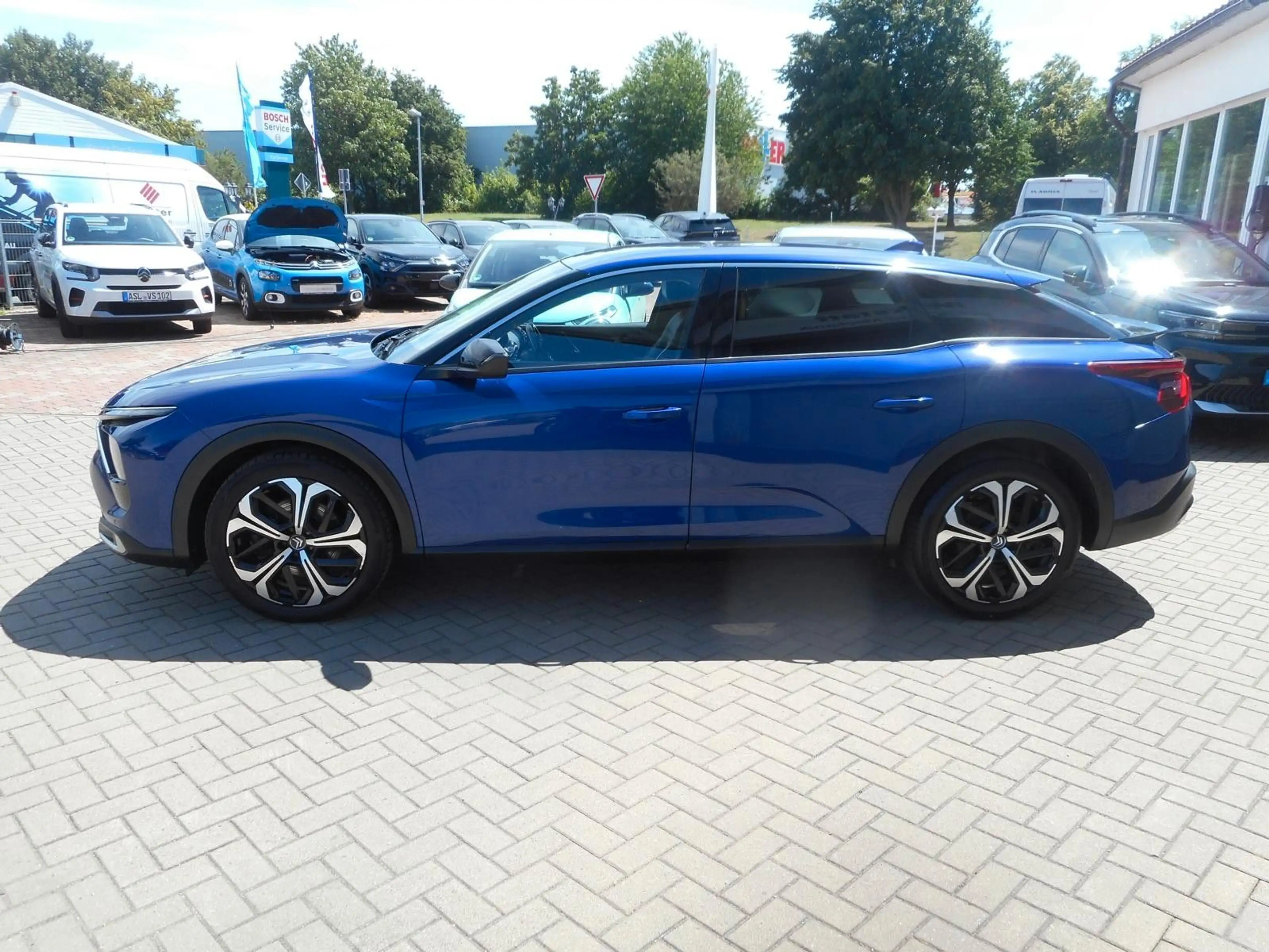 Citroen C5 X Shine PT180 EAT8 Leder, Winterpaket — photo 4