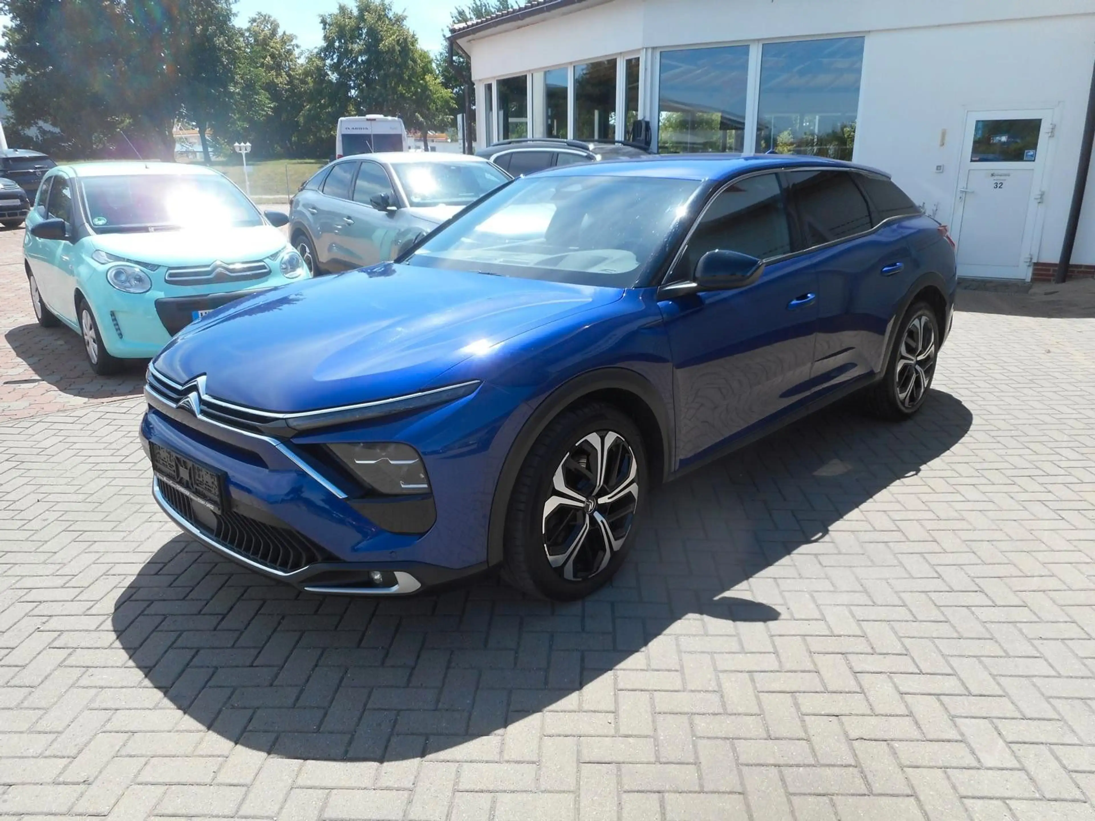 Citroen C5 X Shine PT180 EAT8 Leder, Winterpaket — photo 3