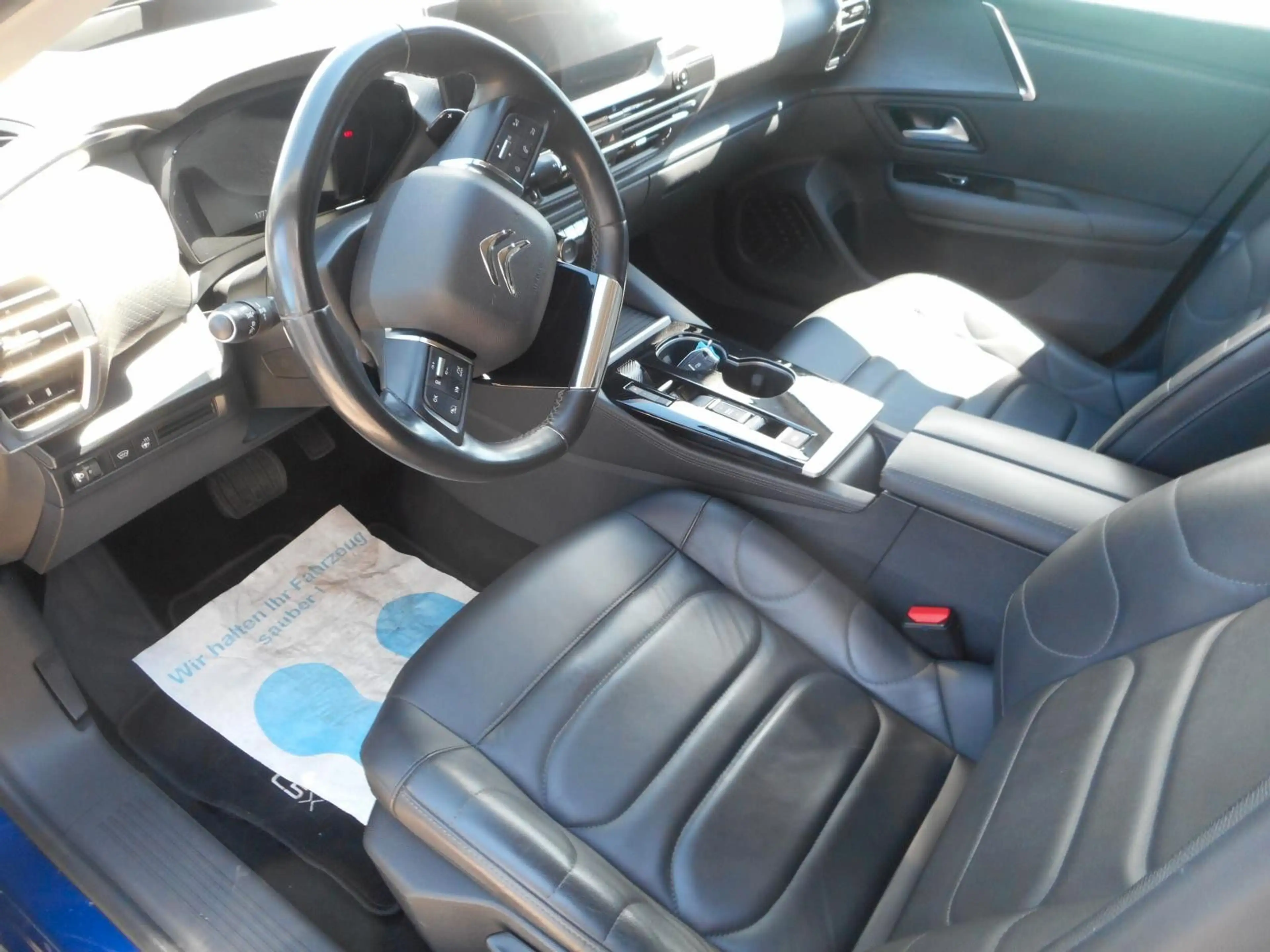 Citroen C5 X Shine PT180 EAT8 Leder, Winterpaket — photo 9