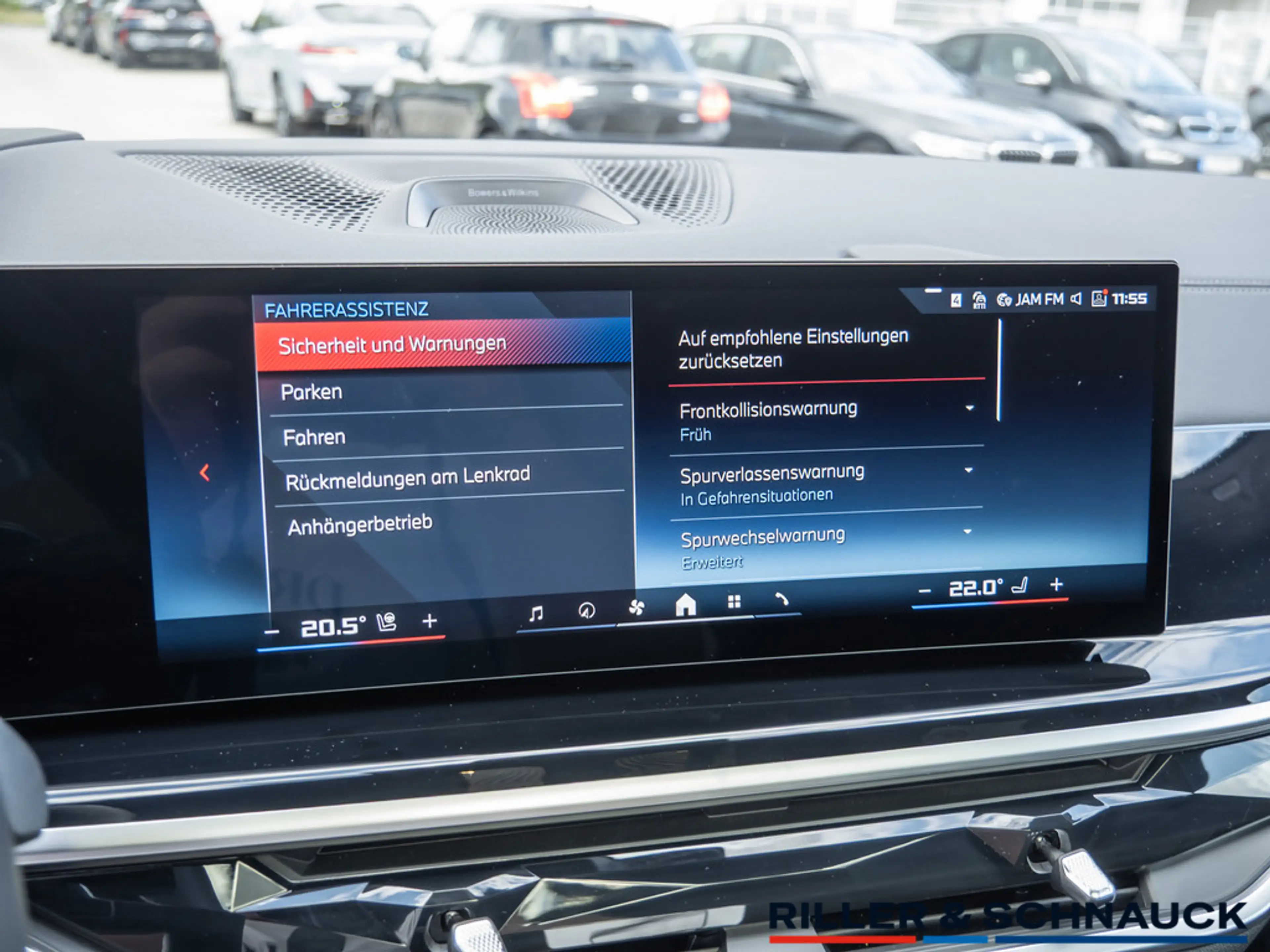 BMW X6 M 60i xDrive — photo 13