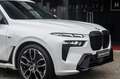BMW X7 xDrive40i 7p | Skylounge | Alcantara Wit - thumbnail 5