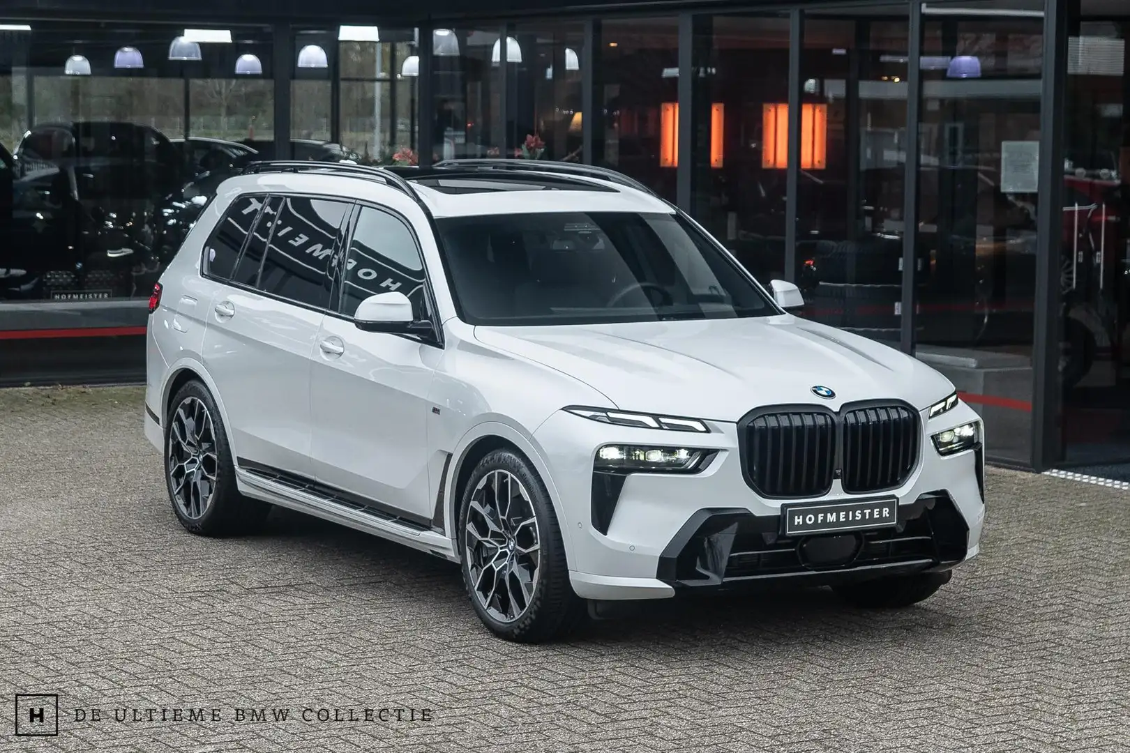 BMW X7 xDrive40i 7p | Skylounge | Alcantara Wit - 1