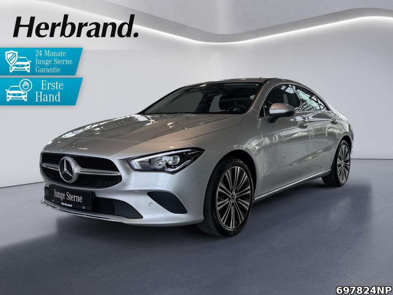 Mercedes-Benz CLA 180 2023 — Coupé Progressive Carplay LED Kamera 18"