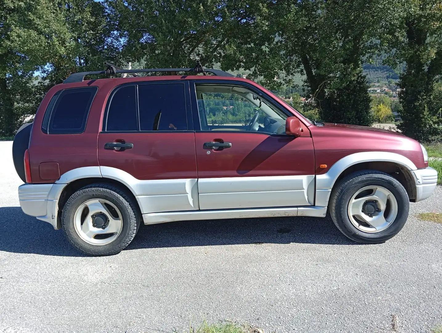 Suzuki Grand Vitara Grand Vitara I 2001 5p 2.0 16v c/2airbag,abs,AC Piros - 1