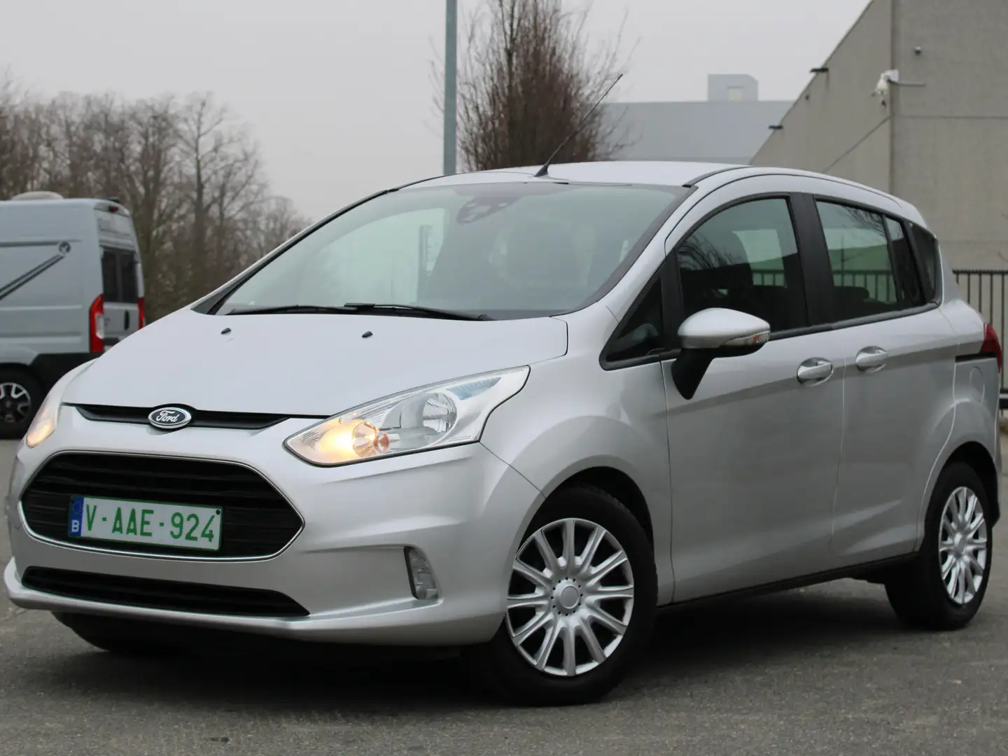 Ford B-Max B-Max 1.0 EcoBoost Trend S Silber - 1