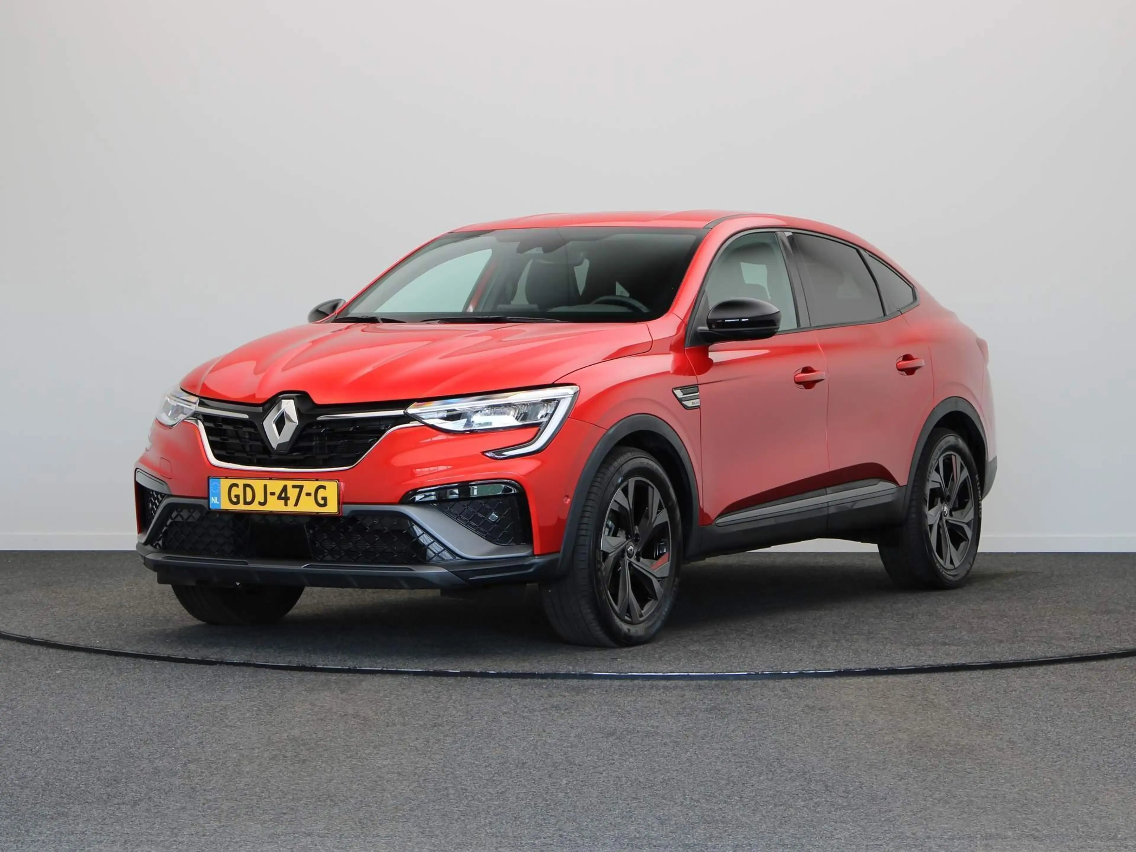 Renault Arkana 1.6 E-Tech hybrid 145 R.S. Line | Stoel - Stuur ve — photo 2