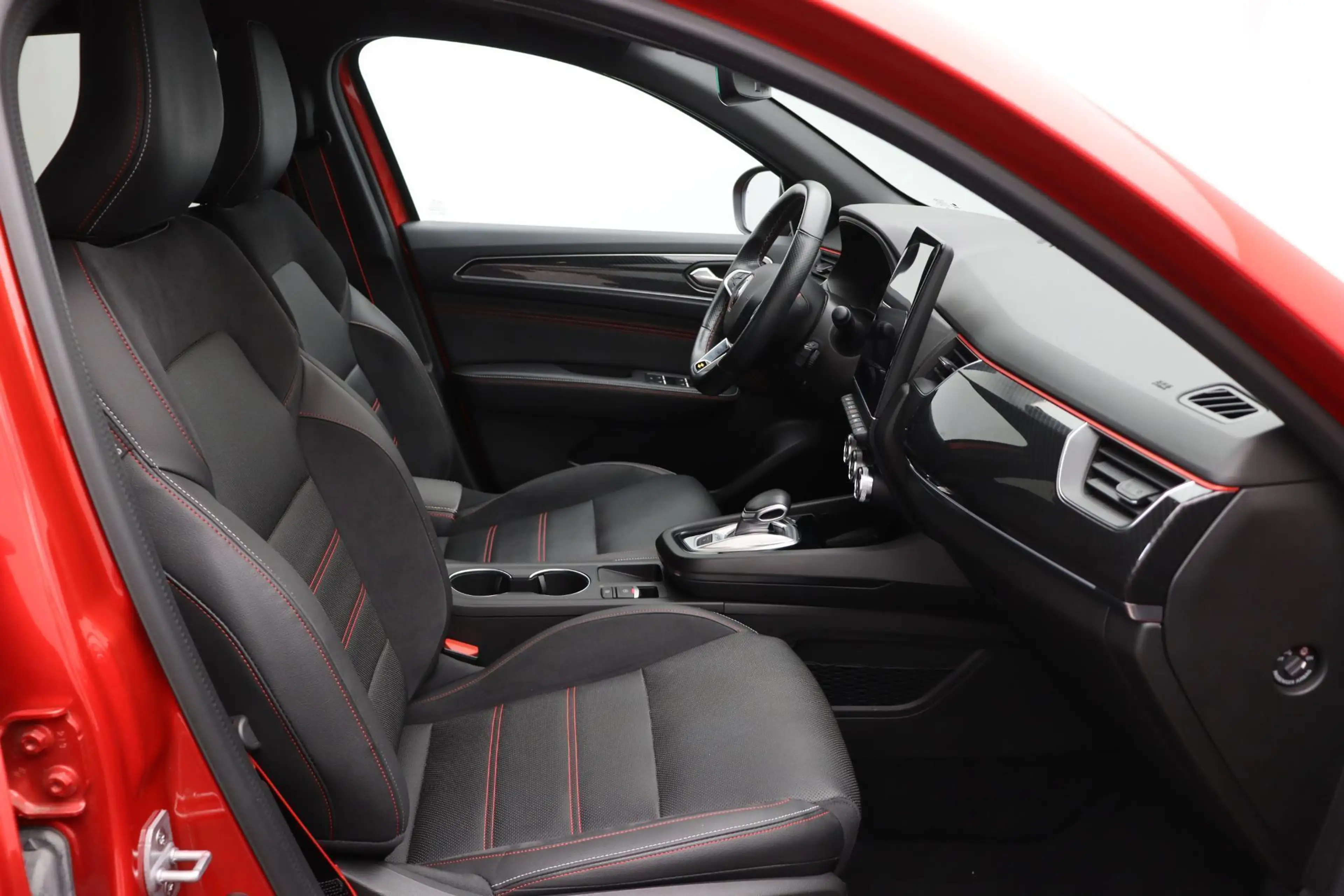 Renault Arkana 1.6 E-Tech hybrid 145 R.S. Line | Stoel - Stuur ve — photo 11