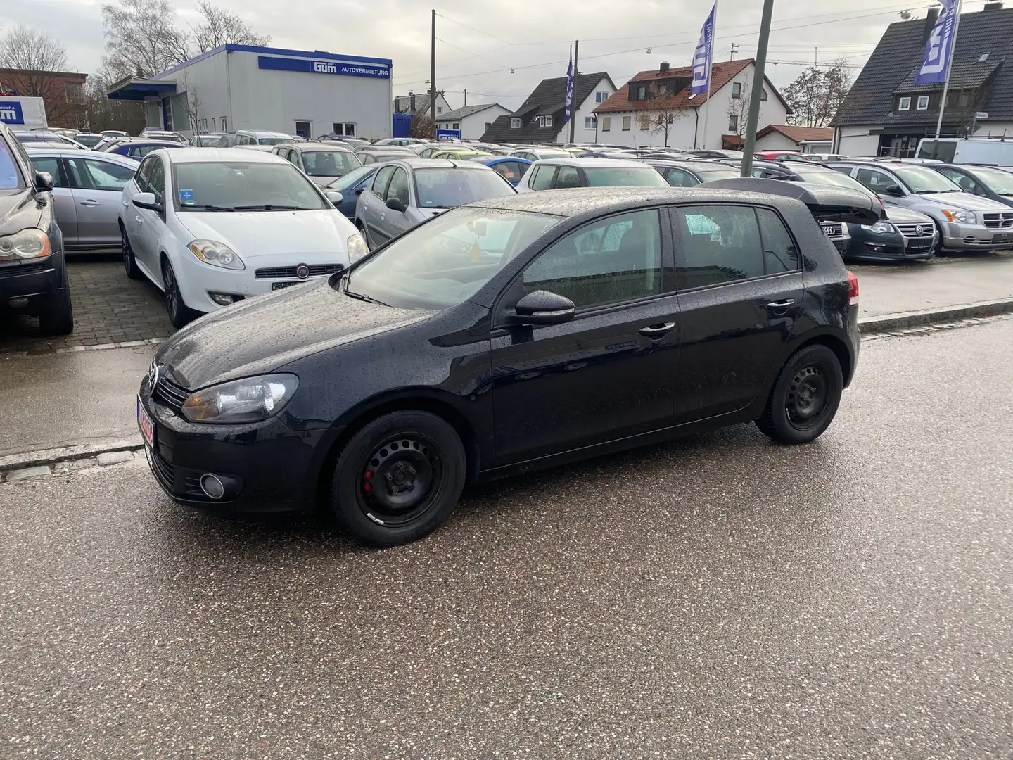 Volkswagen Golf 1.6 TDI DPF Comfortline Schwarz - 2