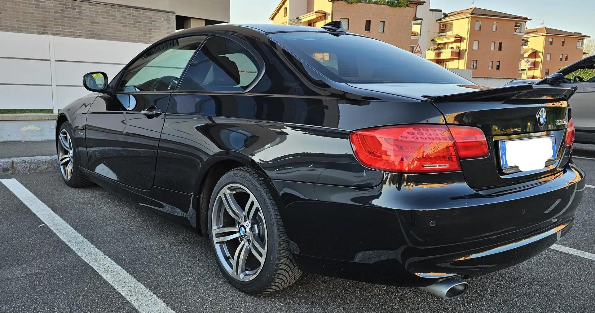 BMW 320 Serie+3+E92+Coupe+320d+Coupe+xdrive+Futura+184cv Czarny - 2