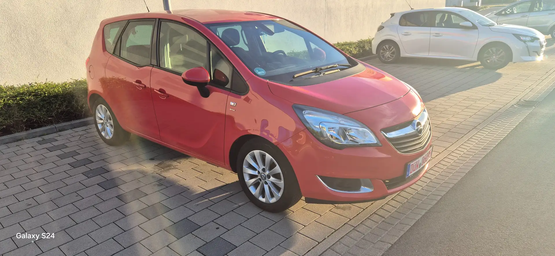Opel Meriva 1.6 CDTI ecoflex Start/Stop Color Edition Rot - 2