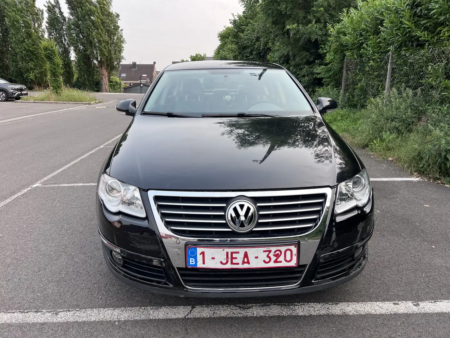 Volkswagen Passat 1.9 TDi B2B-line Comfort - 1