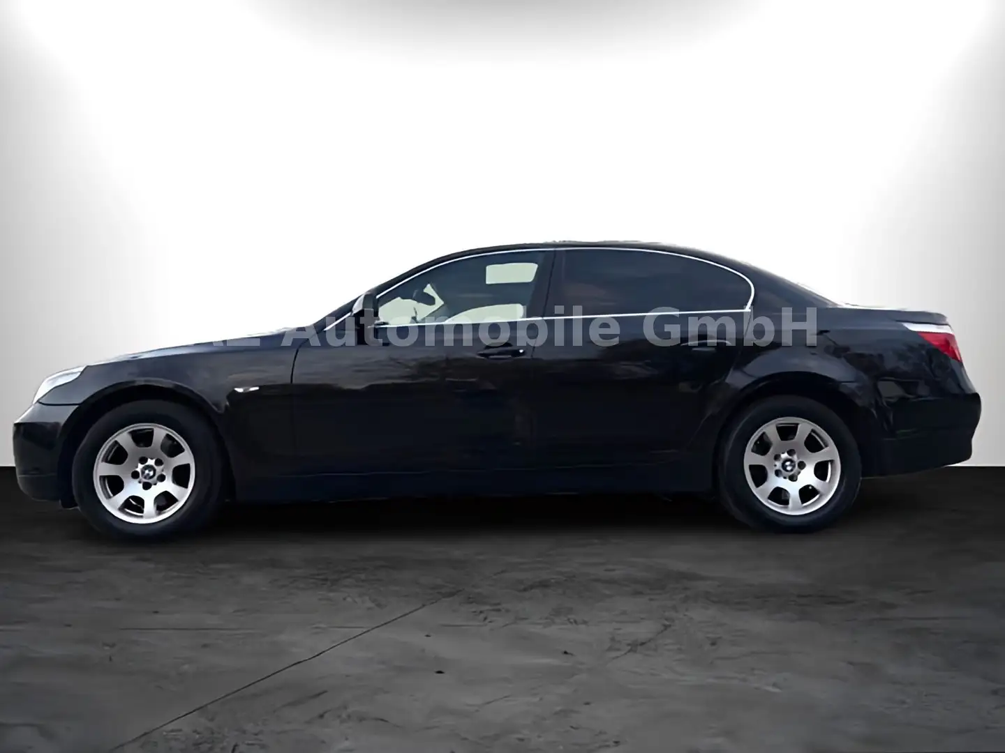 BMW 523 i LIM. °TOP° TÜV NEU/NIGHTPAKET/NAV/AHK/SHZ Schwarz - 2