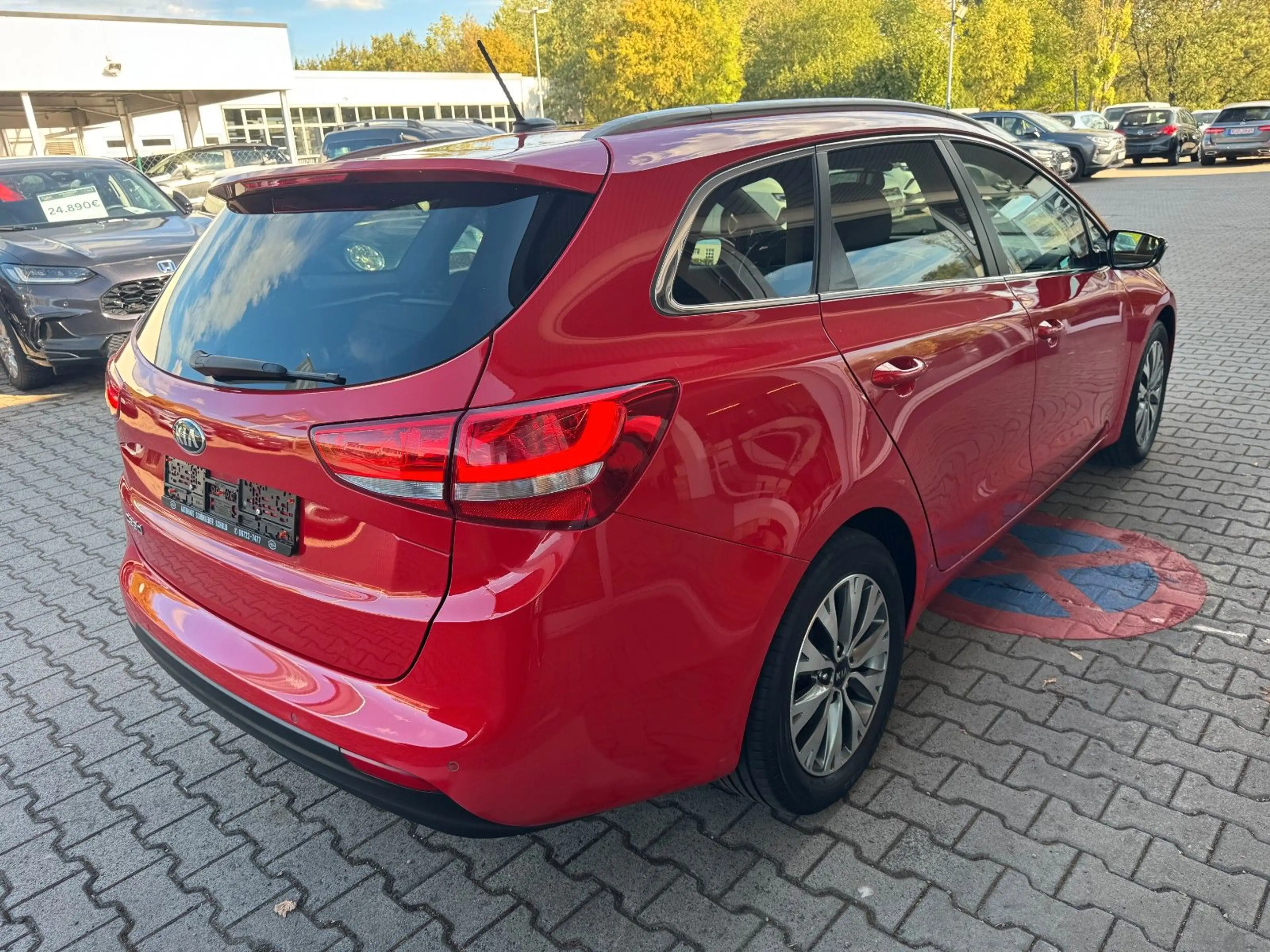 Kia Ceed SW / cee'd SW cee'd *PDC*AHK*SHZ*NAVI* — photo 9