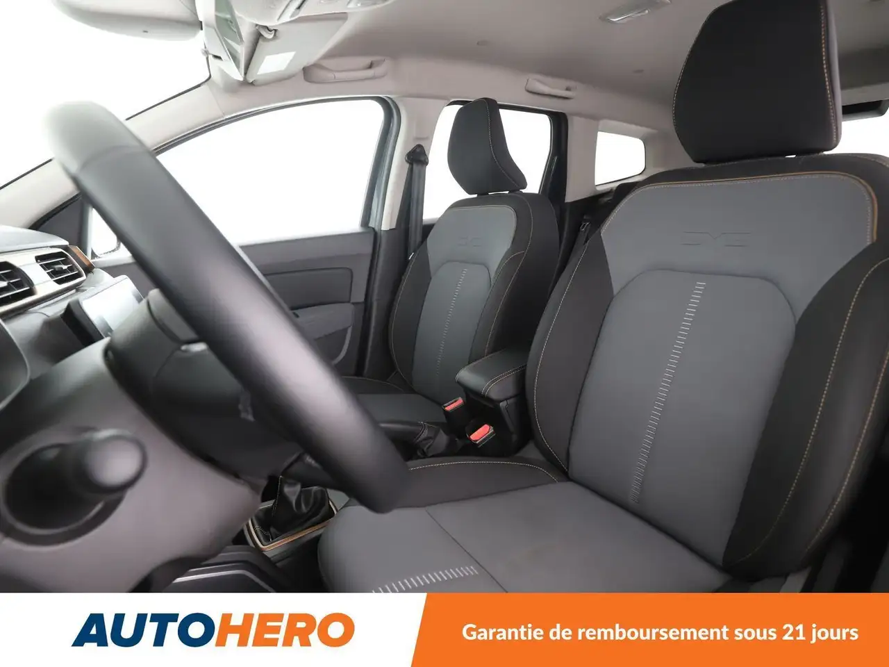 Dacia Duster — photo 10