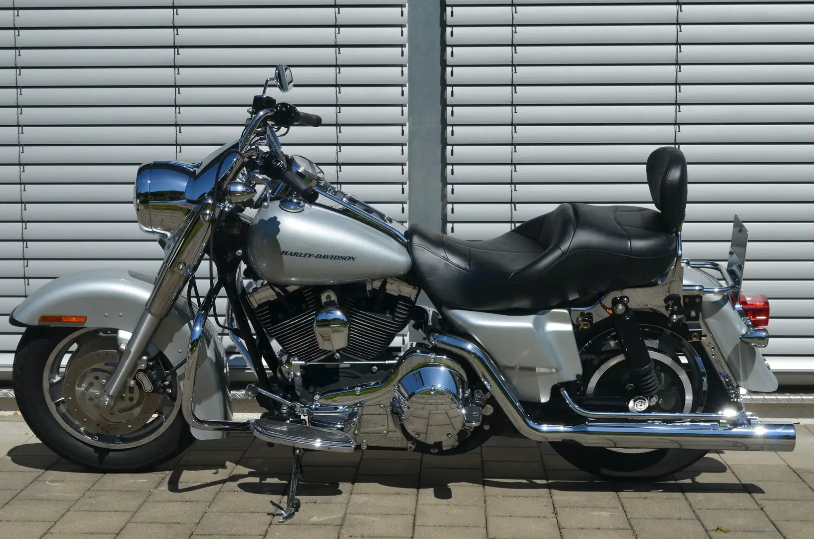 Harley-Davidson Road King FLHRSI mit vielen Extras in TOP-Zustand Argintiu - 2