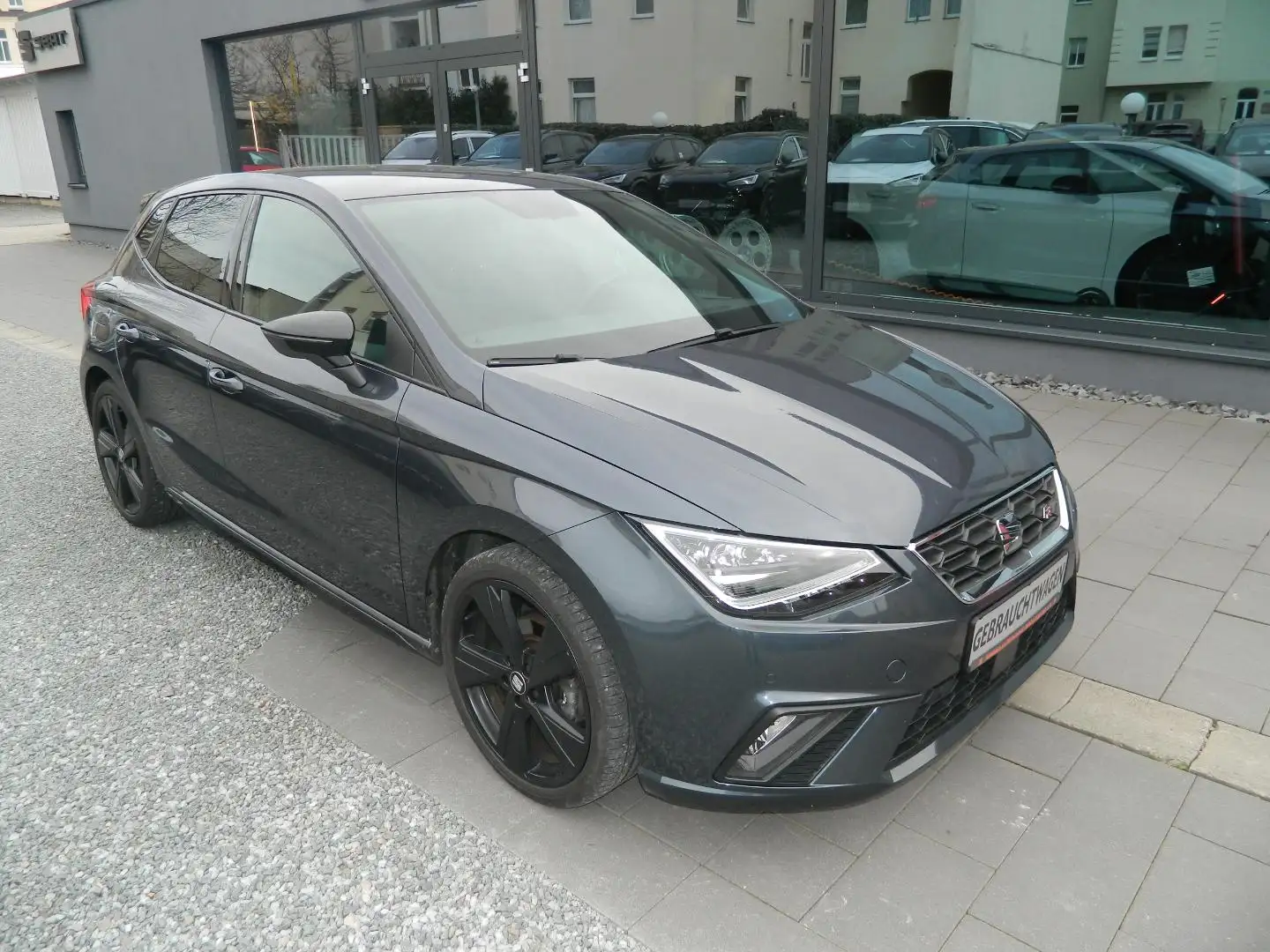 SEAT Ibiza FR Black Ed 1.0 TSI VollLED/Navi/Dinamica/Sitzheiz Grey - 1