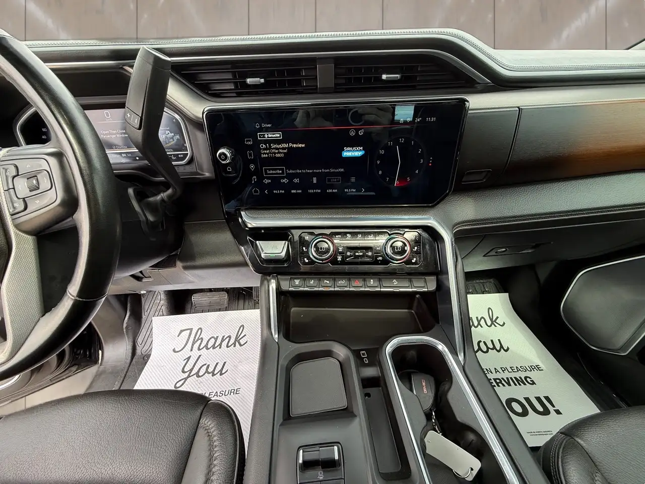 GMC Sierra 3500HD photo GMC Sierra 3500HD