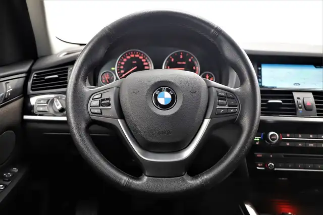 BMW X3 view 14
