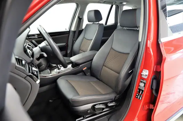 BMW X3 view 7