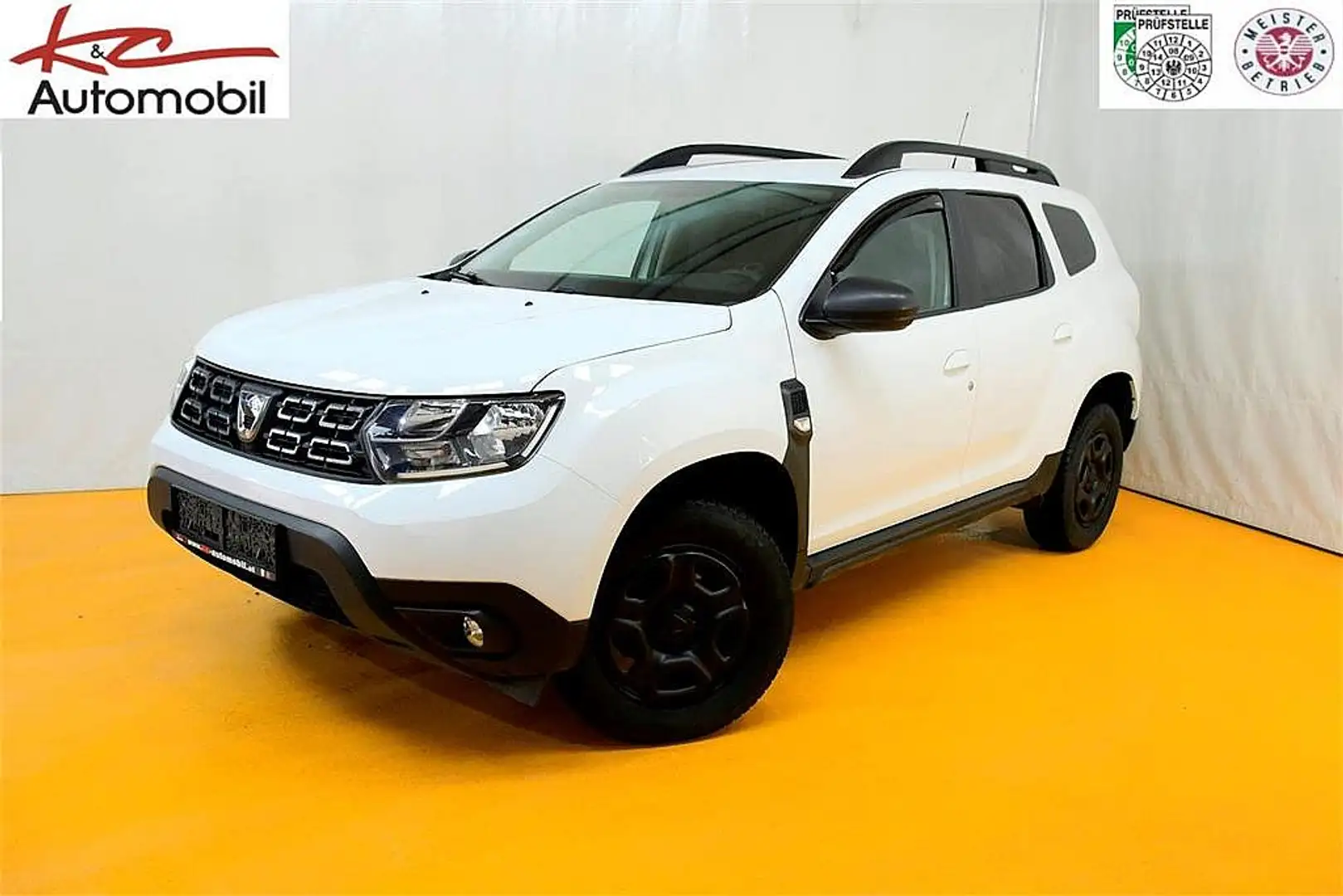Dacia Duster TCe 130 PF Comfort Schwarz - 1