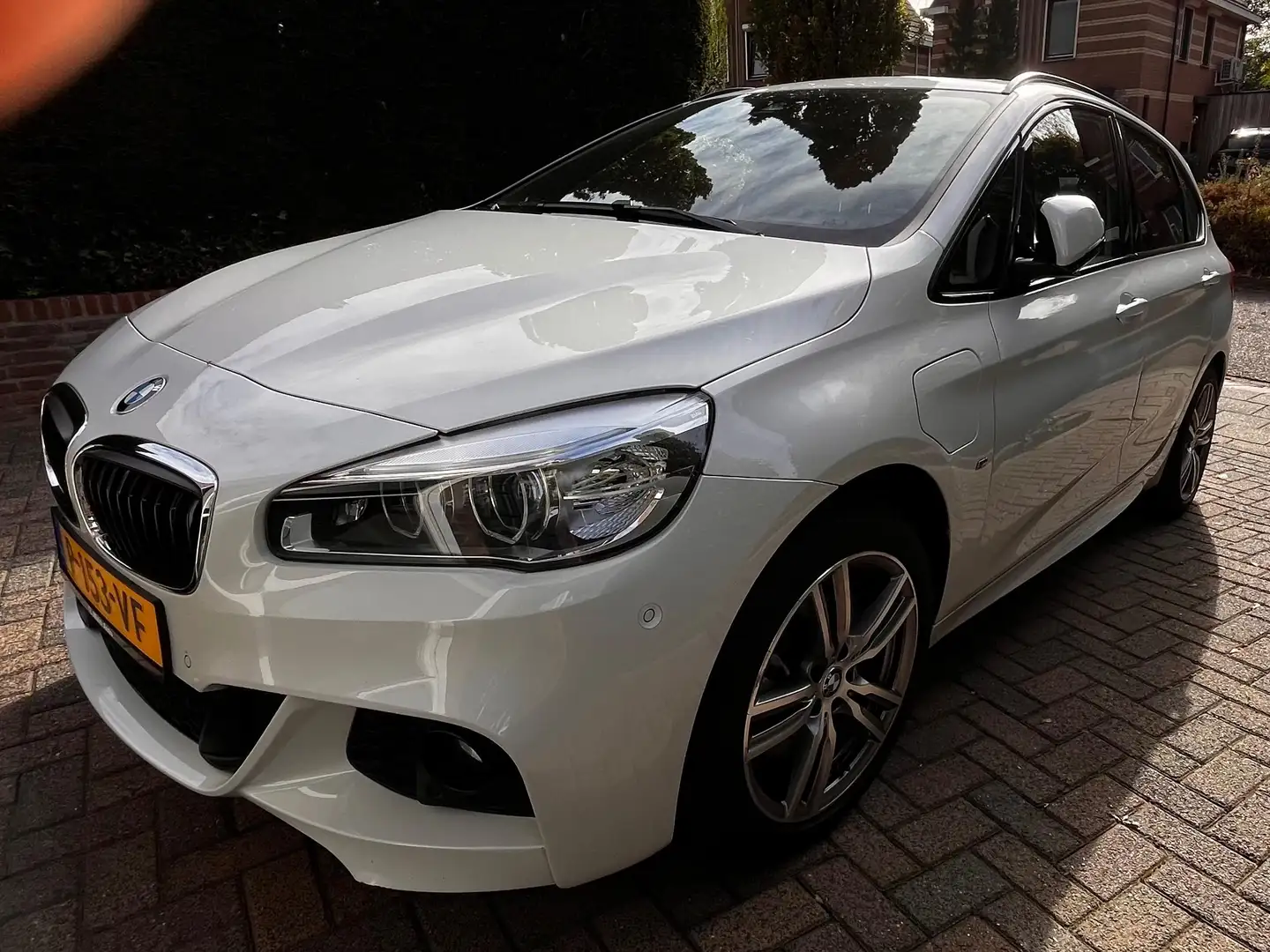 BMW 225 225 iP High Exec. Bianco - 1