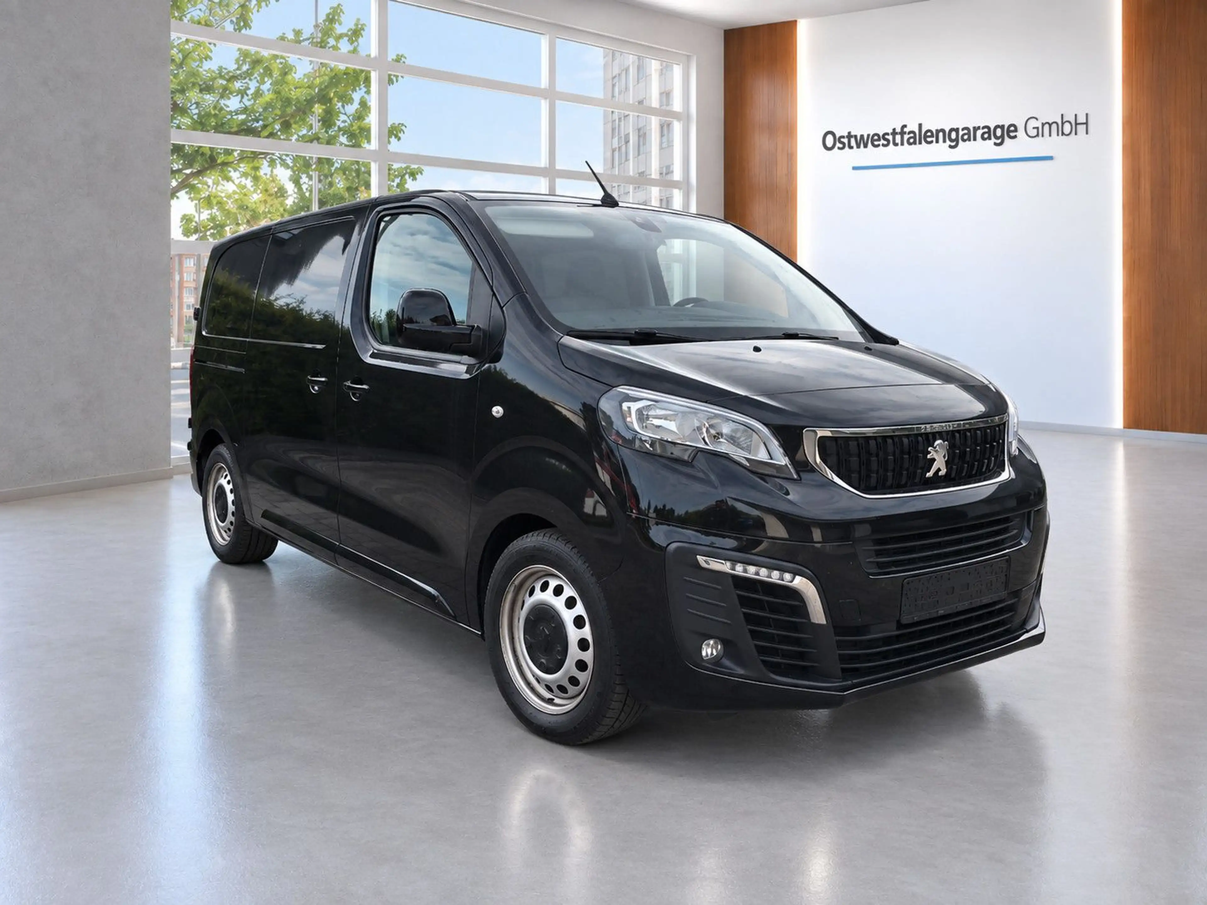 Peugeot Expert Asphalt L2 Automatik (2 x Schiebetür) — photo 2