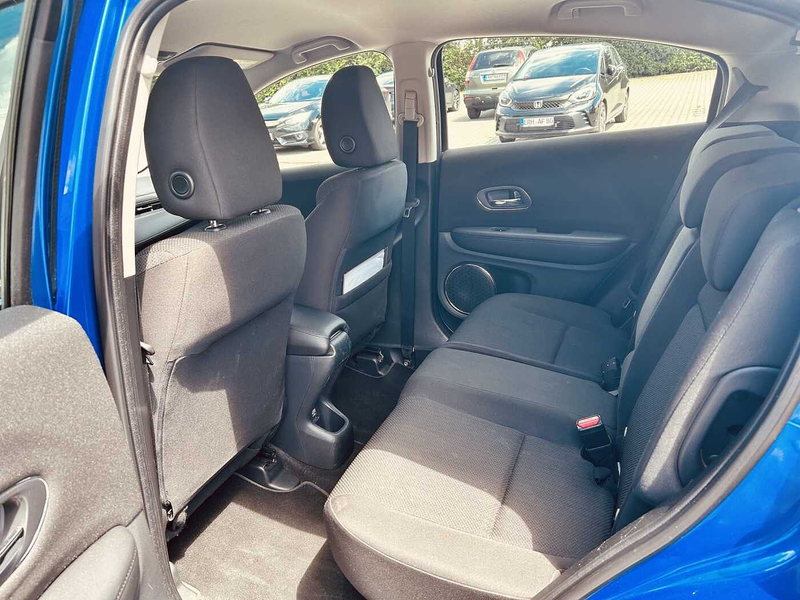 Honda HR-V 1.5 i-VTEC Elegance — photo 11