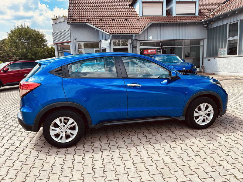 Honda HR-V 1.5 i-VTEC Elegance — photo 8