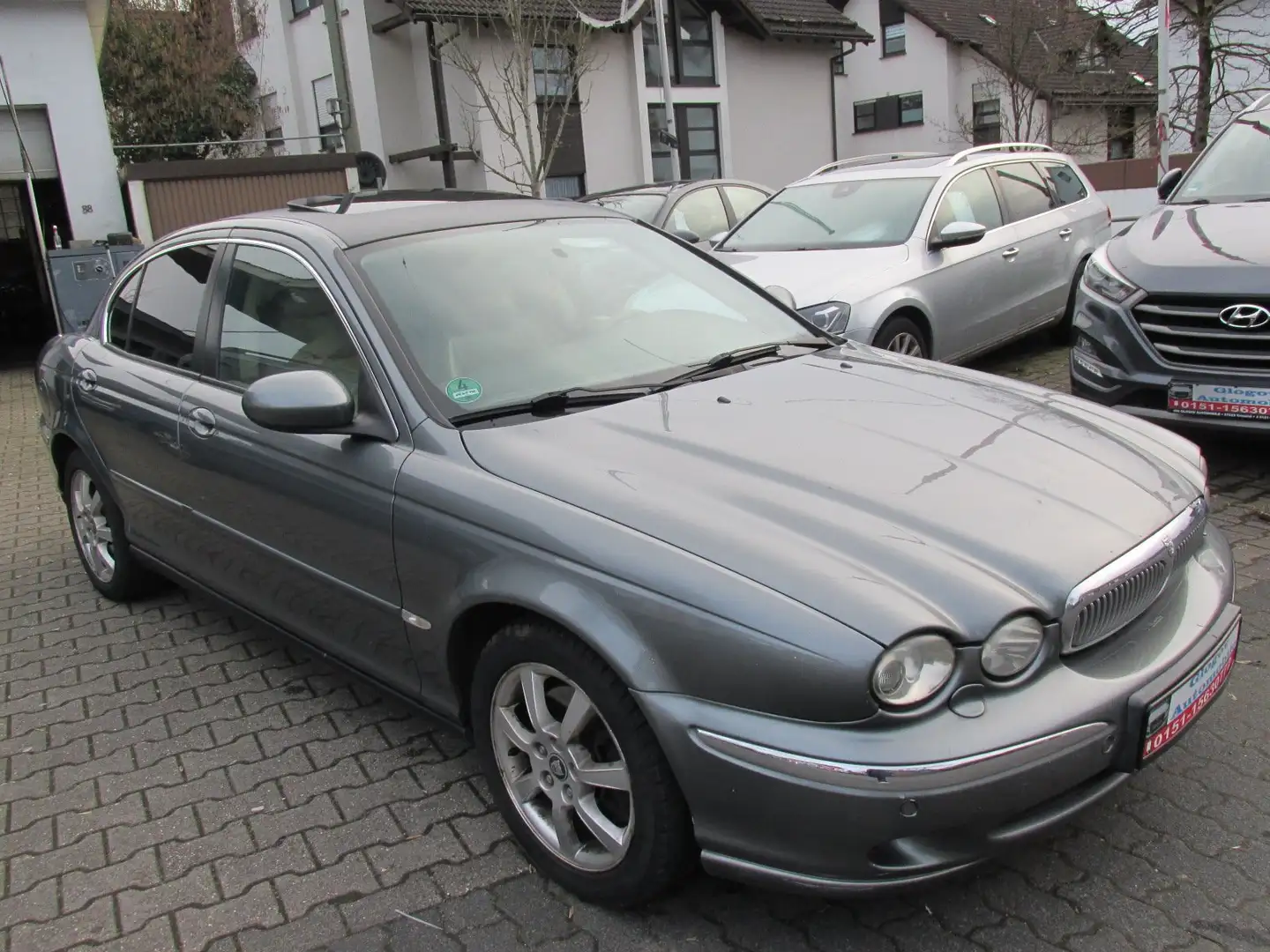 Jaguar X-Type 2.5 V6 Executive*OHNE TÜV/AU*NAVI*VIEL EXTRA Gris - 2