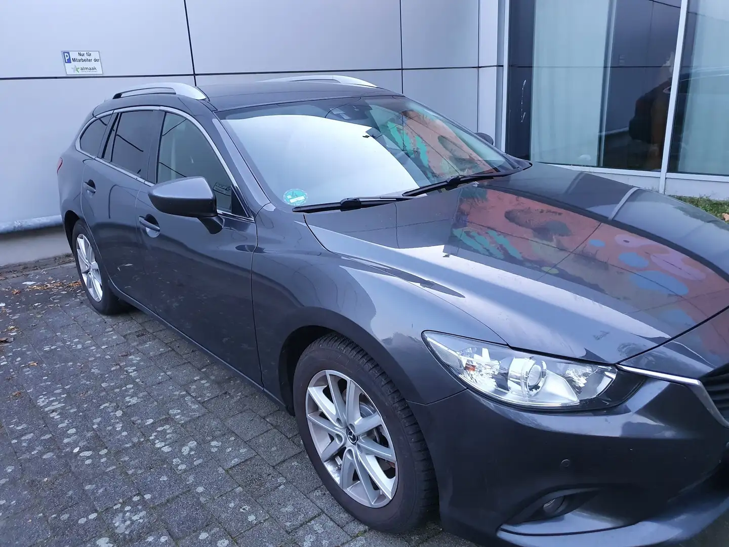 Mazda 6 6  2.2 Kombi SKYACTIV-D Aut. Center-Line Schwarz - 1