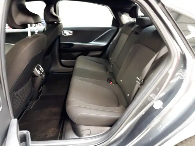 Hyundai Ioniq 6 view 15