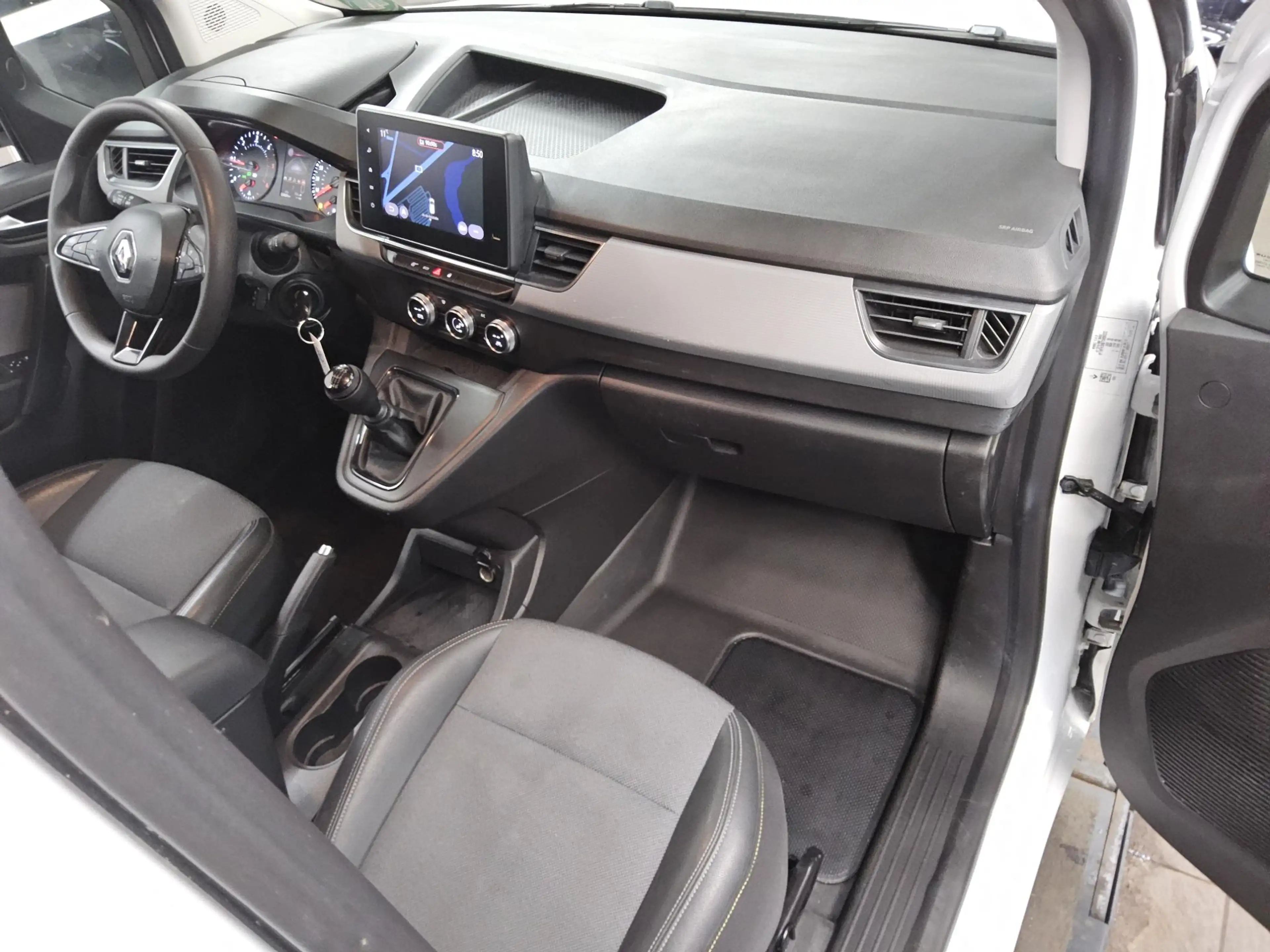 Renault Kangoo KANGOO RAPID T-LEDER NAVI KLIMAAUT RADIO TEMPO VC PDC LED RFK VARIO — photo 5