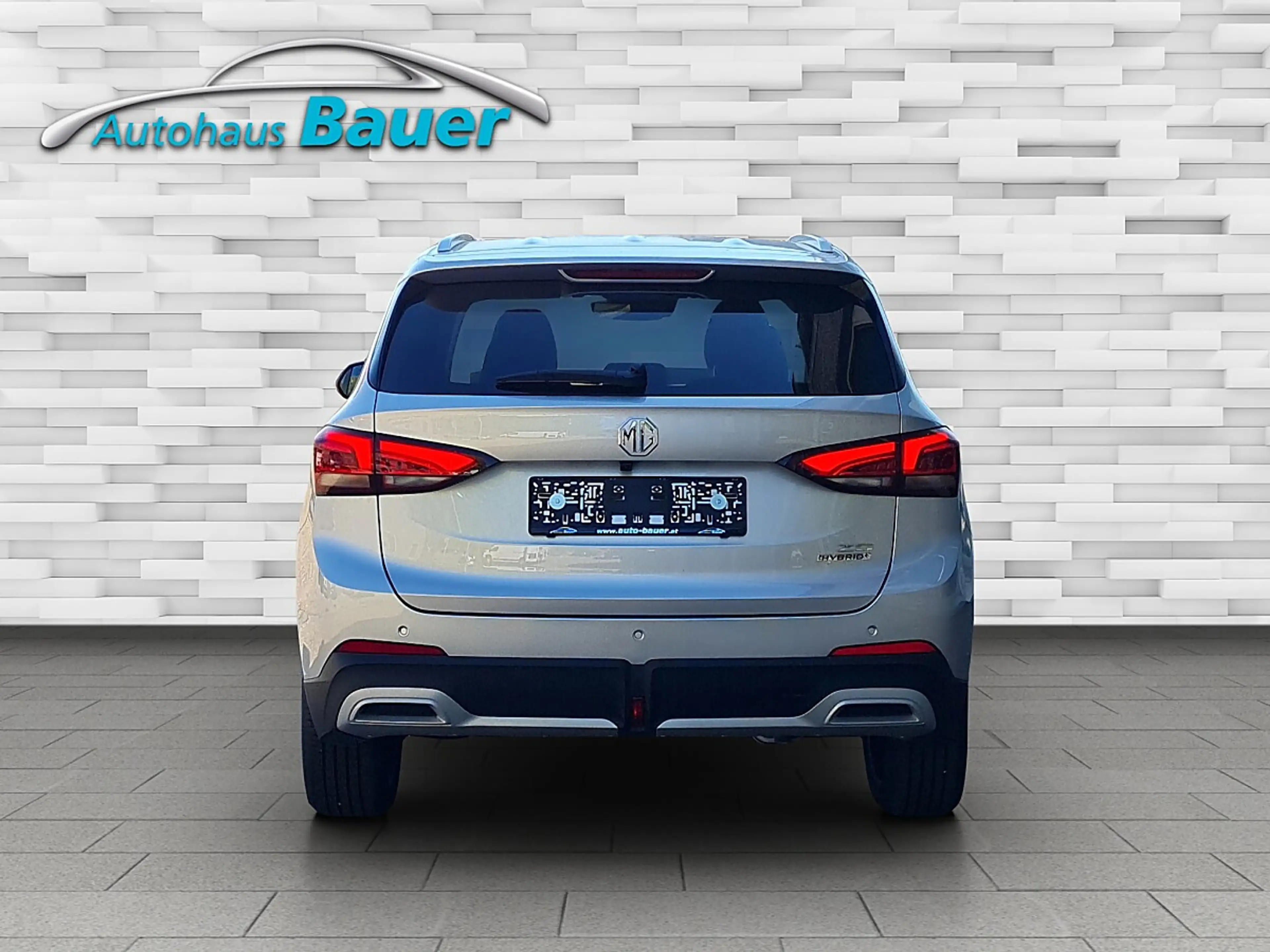 MG ZS 1.5 Hybrid+ Luxury — photo 5