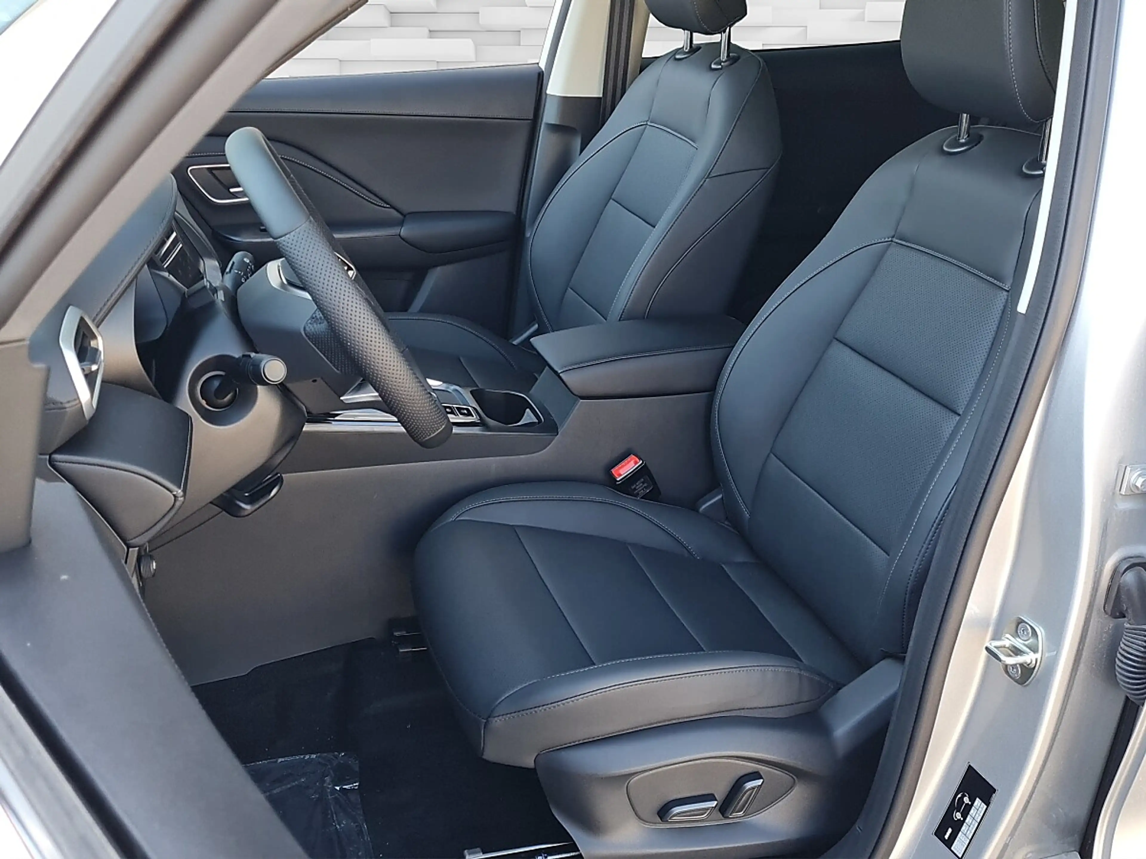 MG ZS 1.5 Hybrid+ Luxury — photo 7