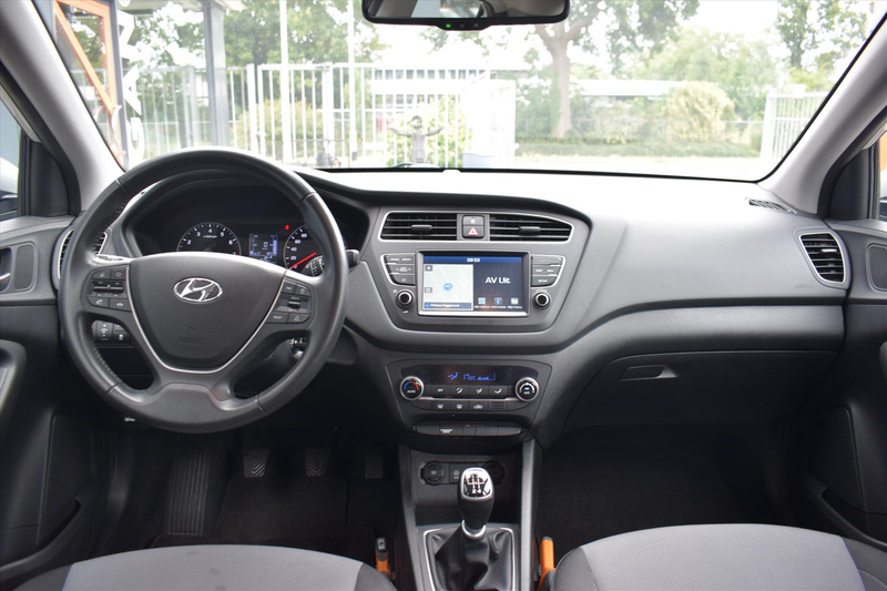 Hyundai i20 1.0 T-GDI Blue 100PK Comfort — photo 9