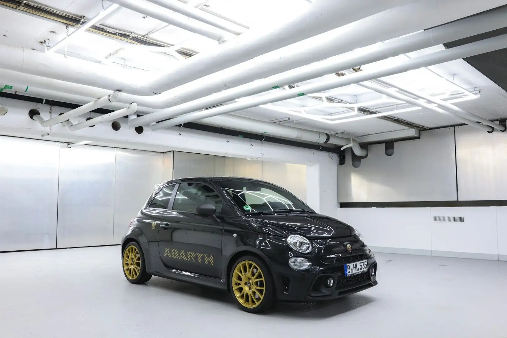 Abarth 695 75 Anniversario Чорний - 1