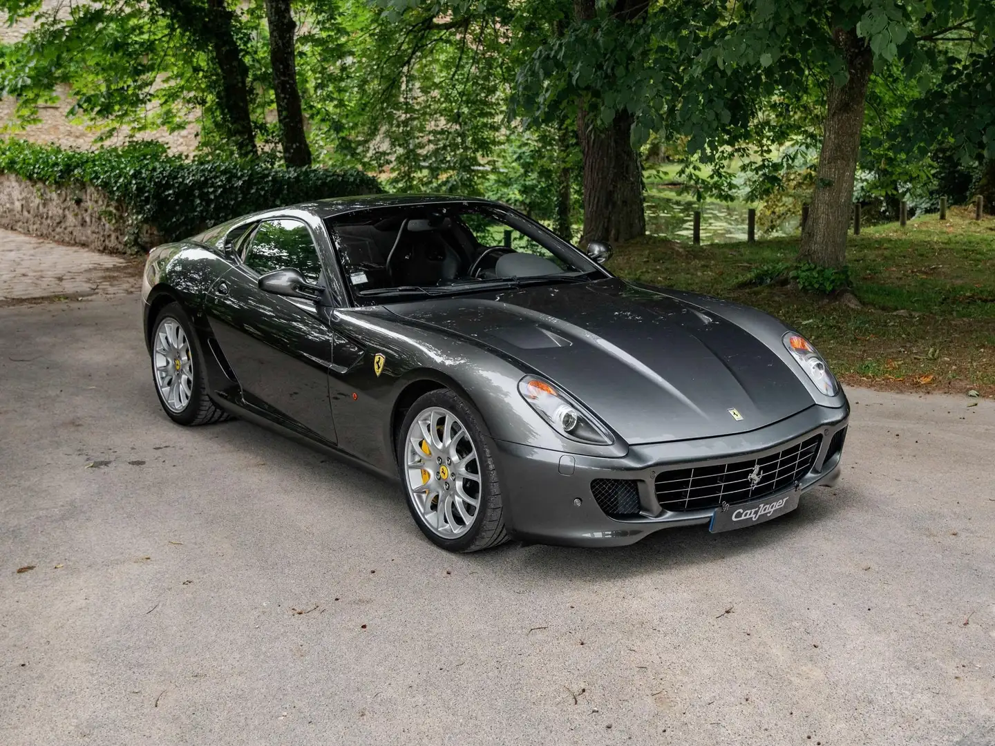 Ferrari 599 GTB F1 Grau - 1