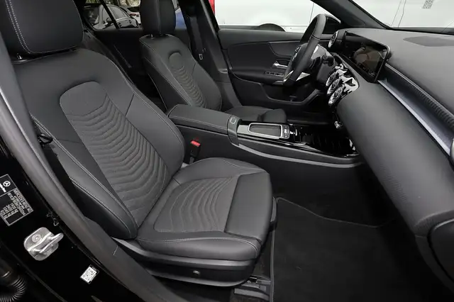 Mercedes-Benz A-Class view 4