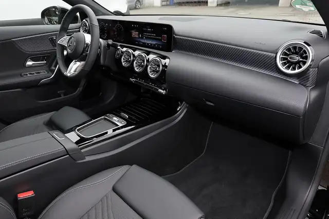 Mercedes-Benz A-Class view 8