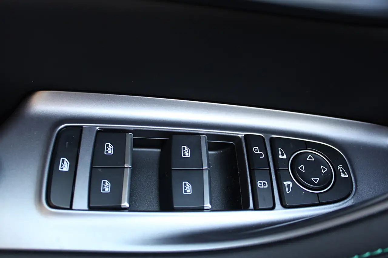 BYD Seal U 2026 — фото 13