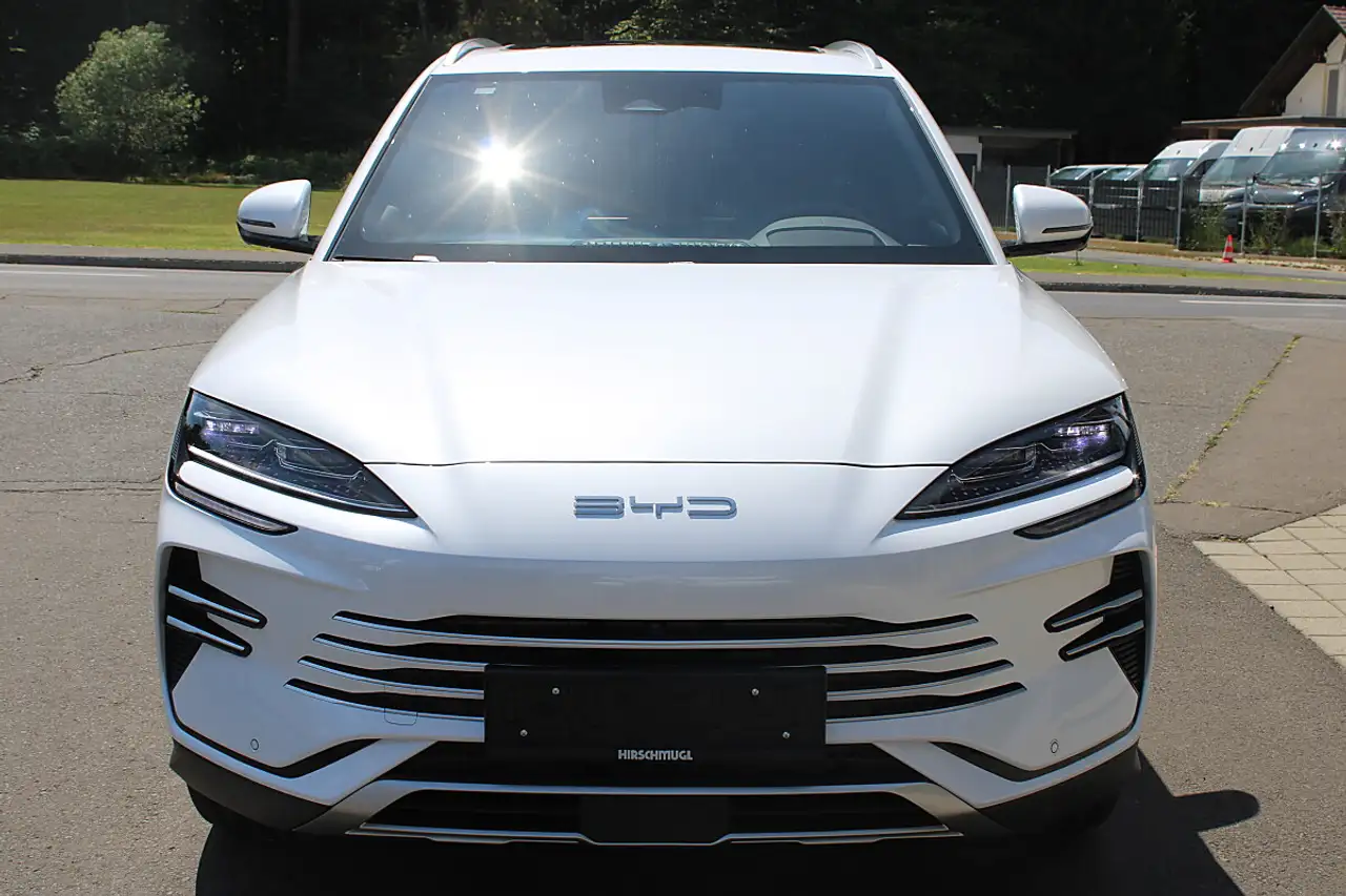 BYD SEAL U